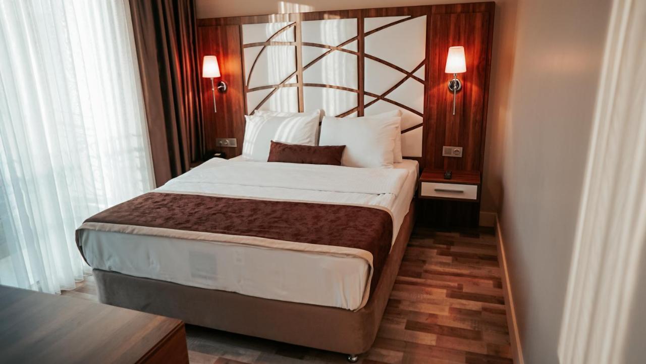 The Grand Mira Business Hotel Истанбул Екстериор снимка