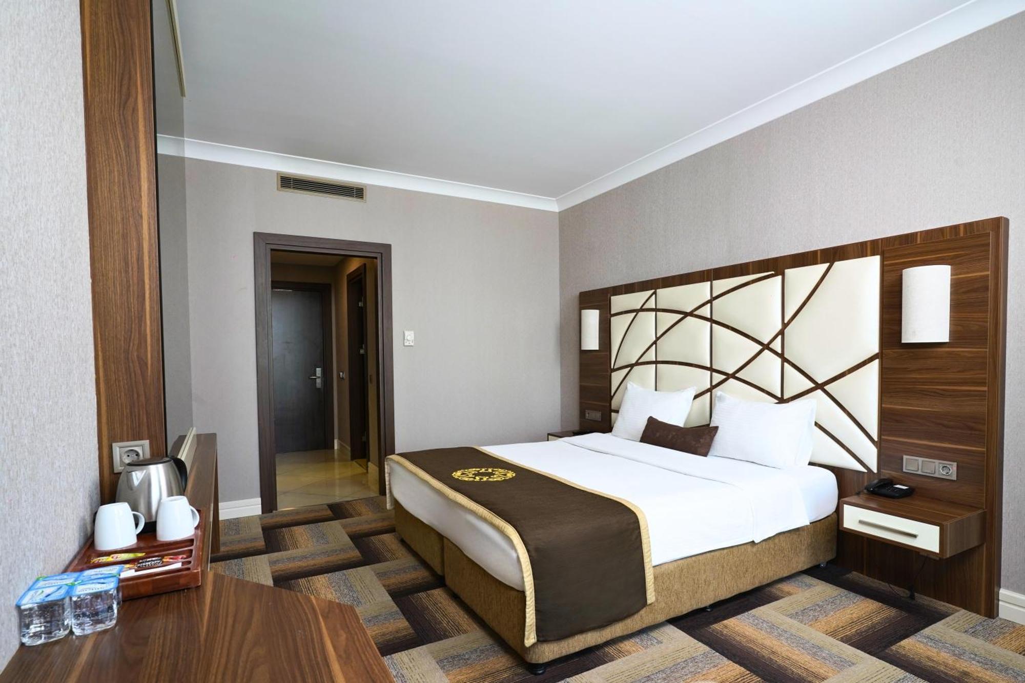The Grand Mira Business Hotel Истанбул Екстериор снимка